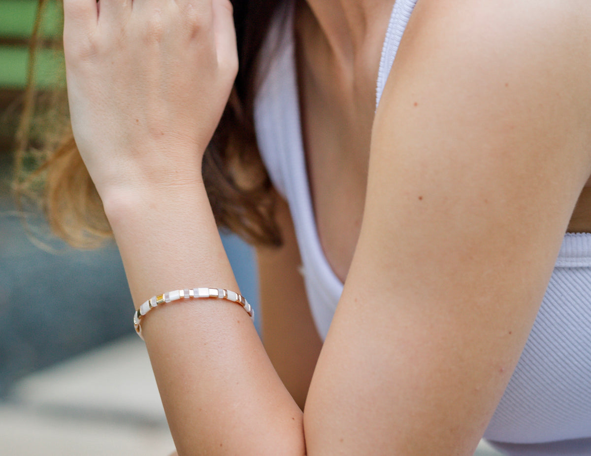 Miyuki Tila Stretch Bracelet - White, Gold
