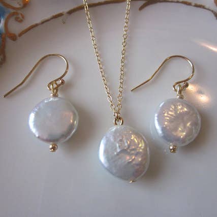 Freshwater White Coin Pearl Jewelry Set (Gold & White)