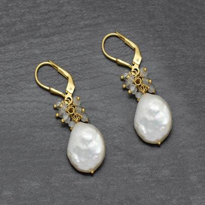 Fresh Water Pearl Leverback Earrings (Gold Plated Brass)